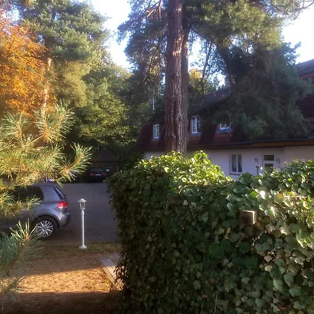 Garni Seeschlösschen Hotel Ostseebad Kölpinsee