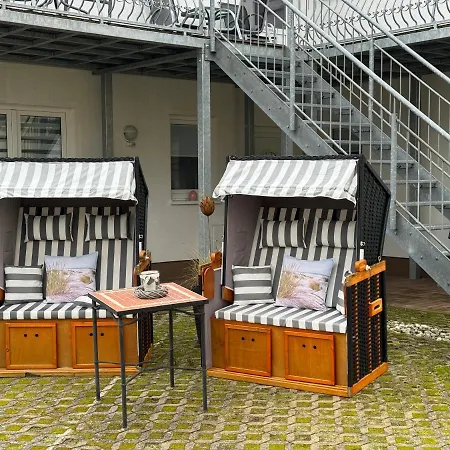 Garni Seeschloesschen فندق كوبلينزي