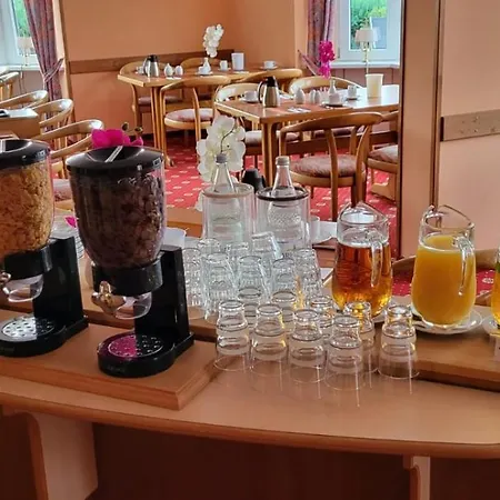 Garni Seeschloesschen كوبلينزي