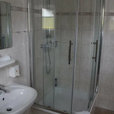 فندق Garni Seeschloesschen